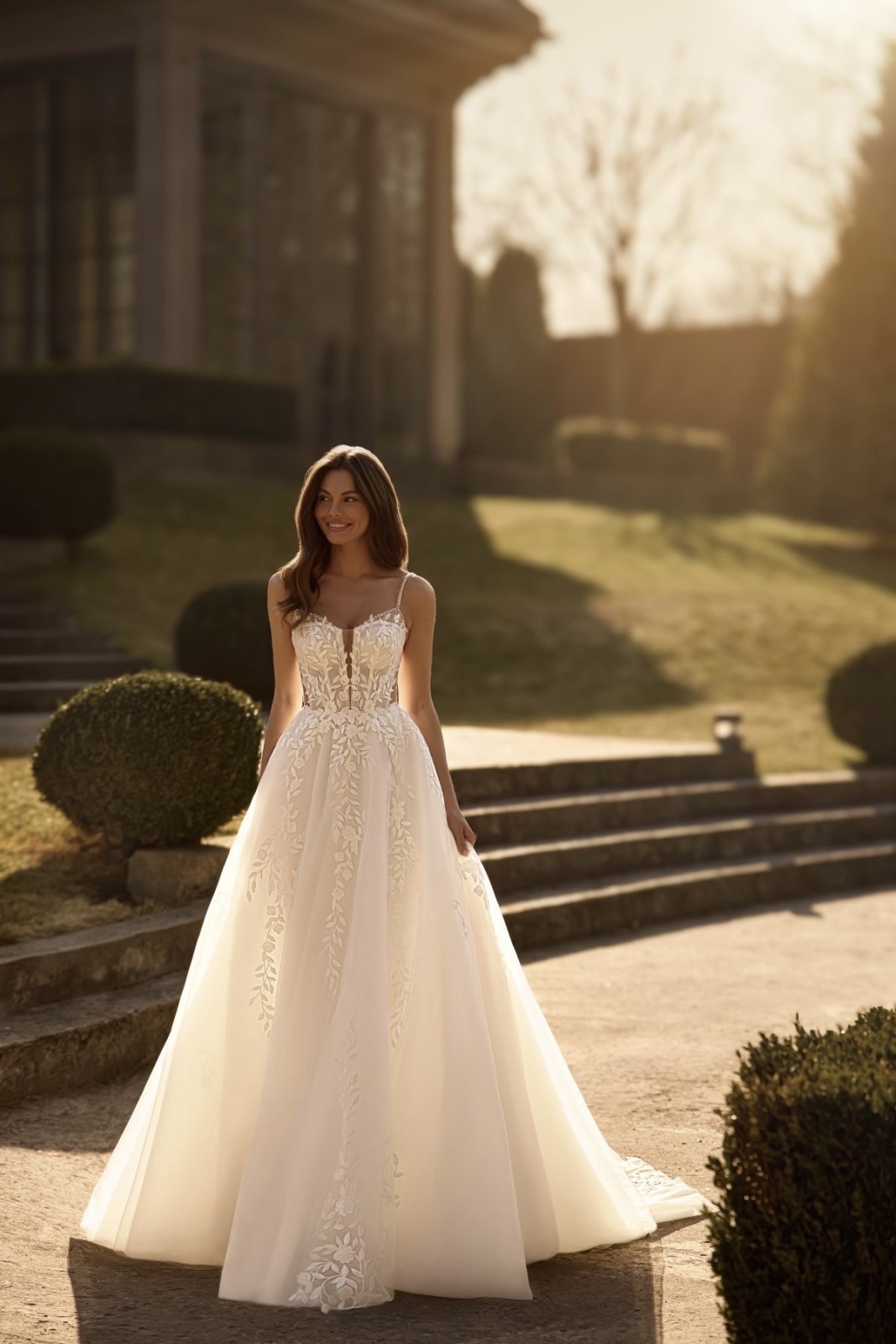 Robe de mariée trapèze en tulle et dentelle bohème Marseille