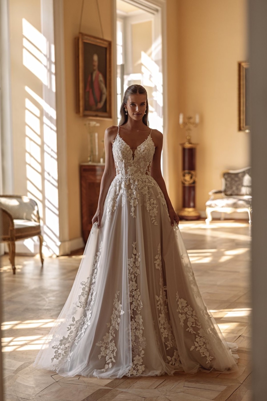 Robe de mariée trapèze couleur nude Marseille 