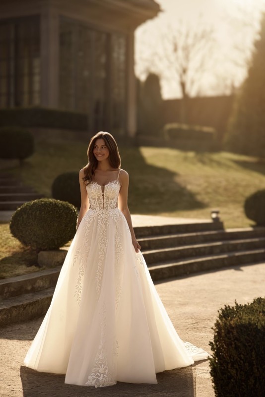 Robe de mariée trapèze en tulle et dentelle bohème Marseille