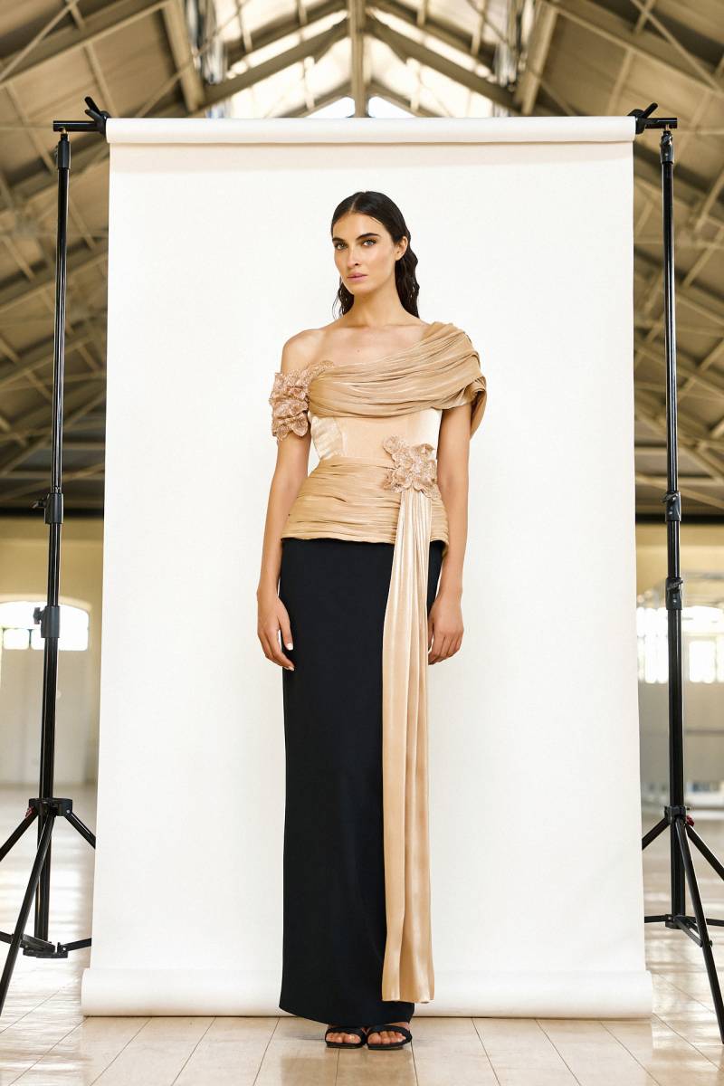 Ensemble de maman de mariée à Marseille vieux port