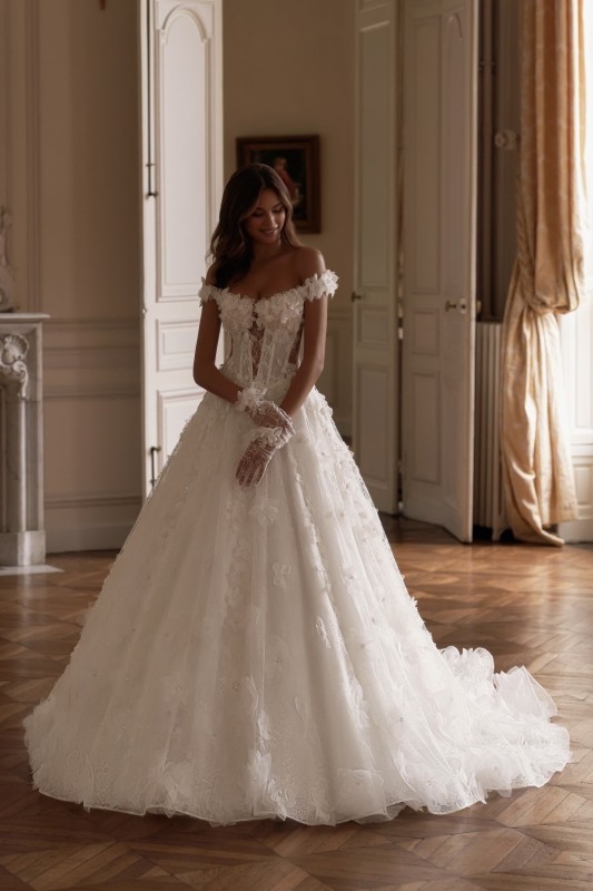Robe de mariée princesse décolleté bateau Marseille 