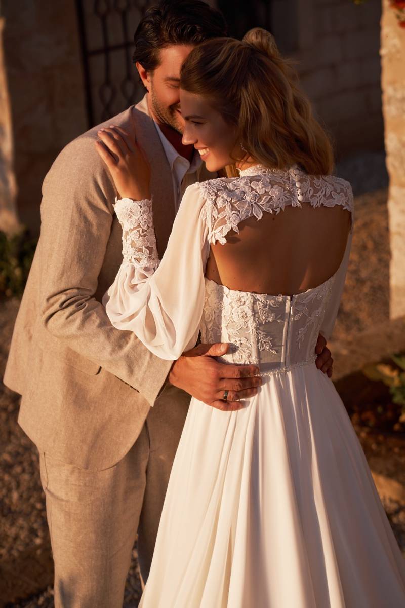 Robe de mariée bohème bustier Marseille rue Breteuil