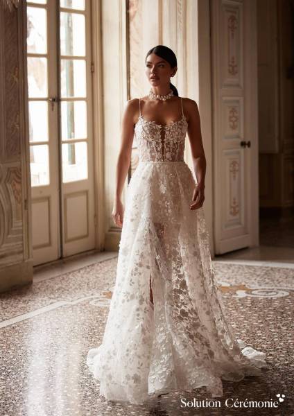 Robe de mariée civile 2-en-1 courte et longue près de Montélimar à Marseille