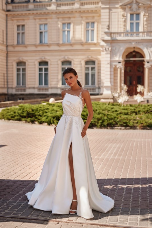 Robe de mariée trapèze en satin mikado Marseille centre ville 