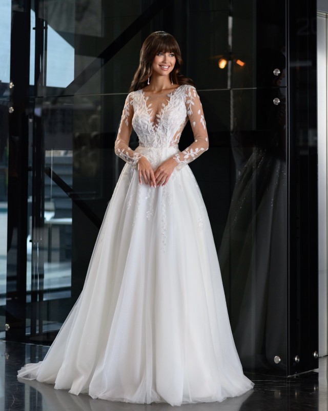 Robe de mariée princesse en tulle avec manches longues à Marseille 