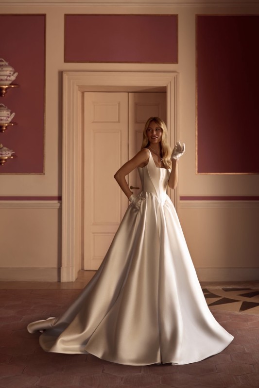 Robe de mariée princesse en satin mikado Marseille