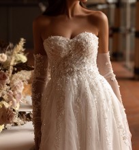 Best Sellers - Solution Cérémonie - Robe de mariage bohème longue de créateur à Saint-Tropez dans le Var