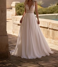 Vente de robes de mariée dans le centre-ville de Marseille