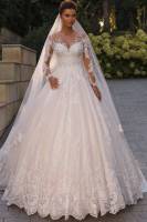 Best Sellers - Solution Cérémonie - Trouver une robe de mariée avec décolleté plongeant dans le centre-ville de Marseille